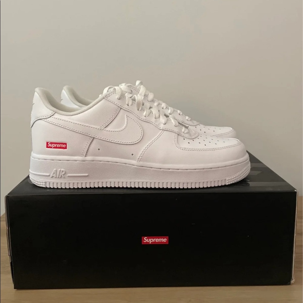 Supreme x Air Force 1 Low ‘Box Logo’